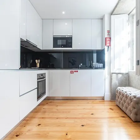 Elegant Downtown 1Br Flat W/ Ac By Lovelystay Porto Exterior foto