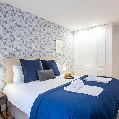 Elegant Downtown 1Br Flat W/ Ac By Lovelystay Porto Exterior foto
