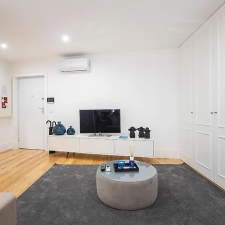 Elegant Downtown 1Br Flat W/ Ac By Lovelystay Porto Exterior foto